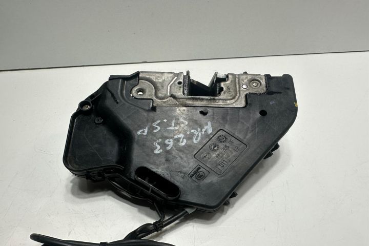 Broasca usa spate stanga 2117300535017 Mercedes-Benz E-Class W211