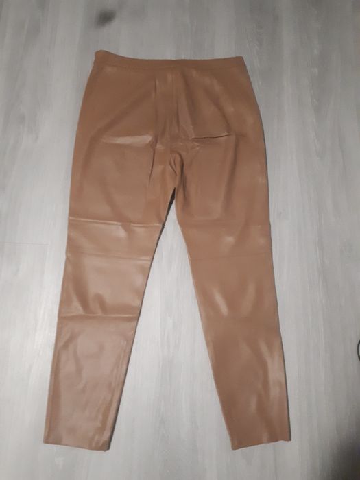 Pantaloni dama piele ZARA
