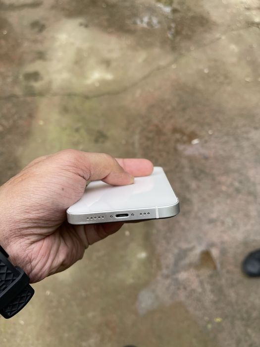 Iphone 12 ideal ochilmagan 128 xotira