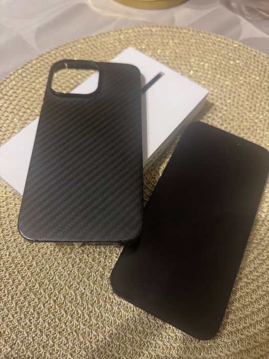 Продавам IPhone 14 Pro maks