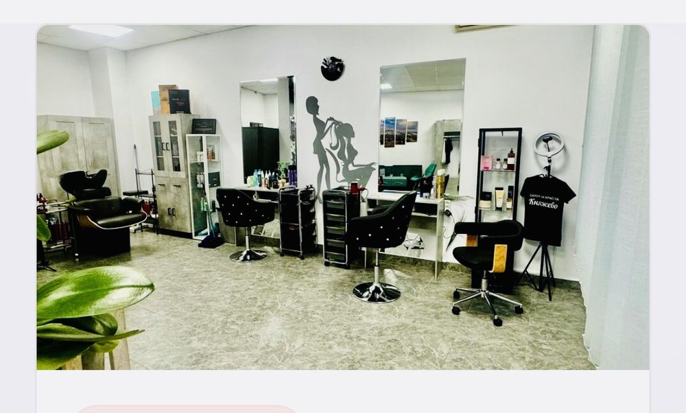 Работно място под наем в салон за красота за Фризьор