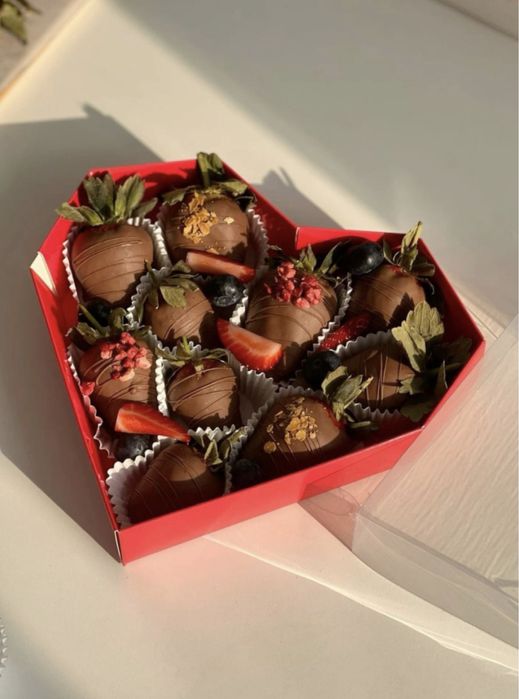 Клубника в шоколаде Боксы подарки