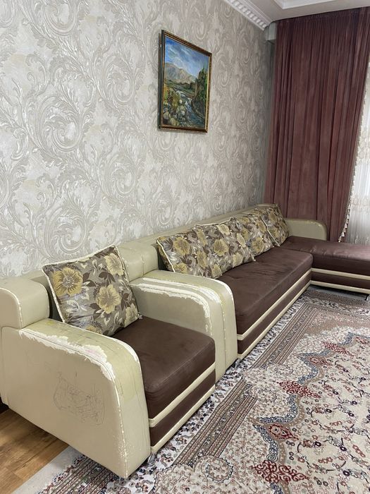 Диван большой длинный