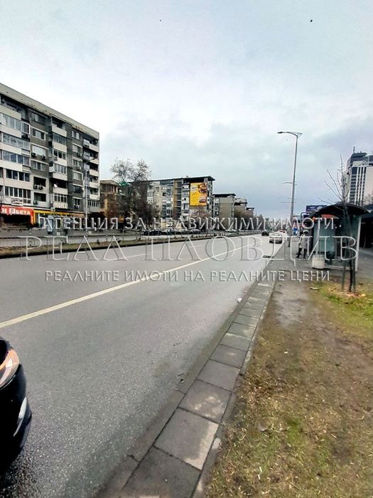 Дава се под наем Магазин в Пловдив, Кършияка - 100 кв.м за 1500 € - Снимка #5