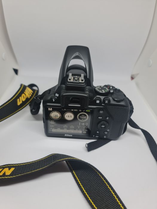 Aparat foto nikon d3500