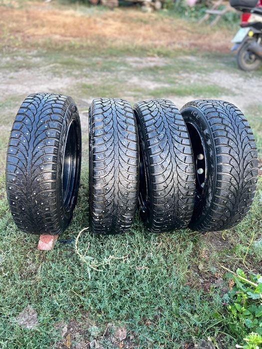 Зимние шины 185/60 R15
