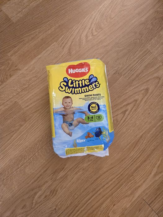 Pampers de apa Huggies 7-15 kg
