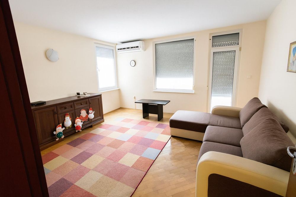 Дава се под наем Тристаен апартамент в Пловдив, Каменица 1 - 80 кв.м за 510 € - Снимка #3