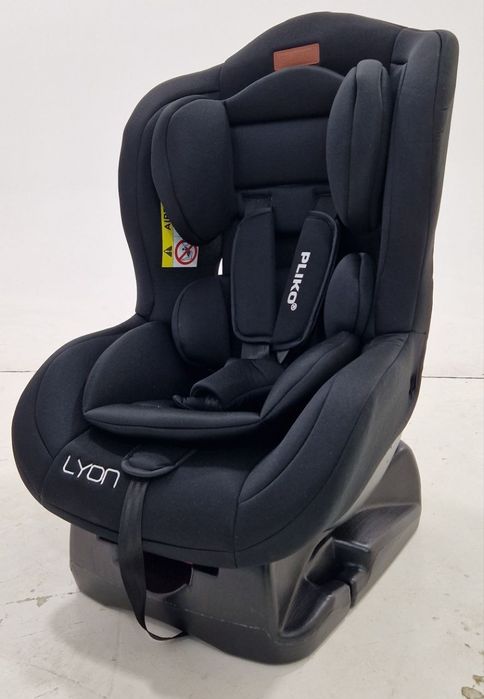 Скидка !!!Автокресло хорошего качества ударопрочный корпус