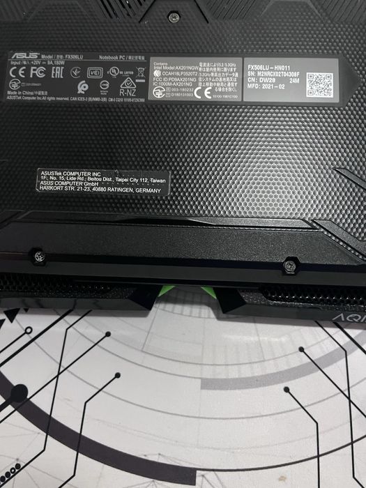 Laptop ASUS TUF F15 gaming vine cu windows 11 pro activat