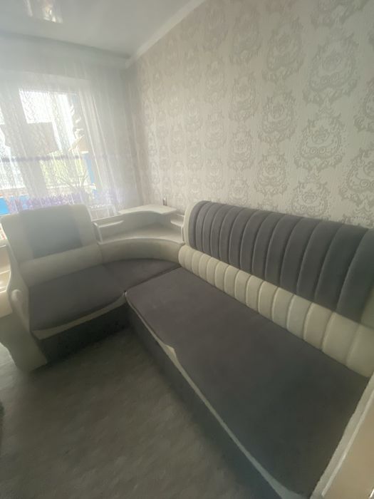 Продам угловой диван