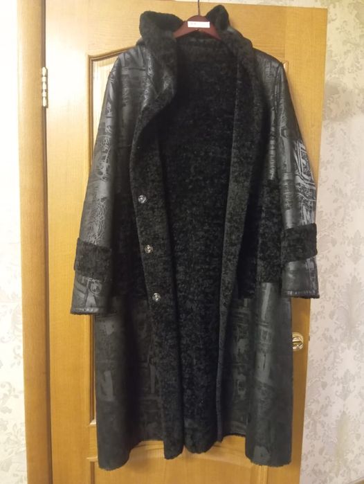 Теплое зимнее двухстороннее пальто 52-54
