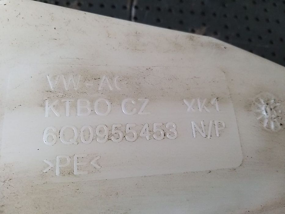 Vas lichid parbriz 1.2 b skoda fabia 1 6y 6q0955453