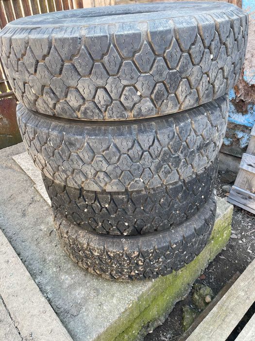 GOODYEAR ULTRA GRIP cargo unistell M+S 225/75/R16 C