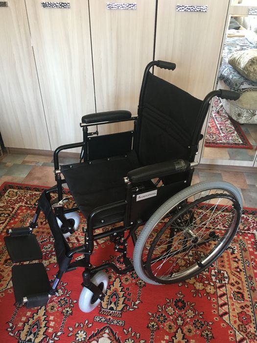 Инвалидная прогулочная коляска