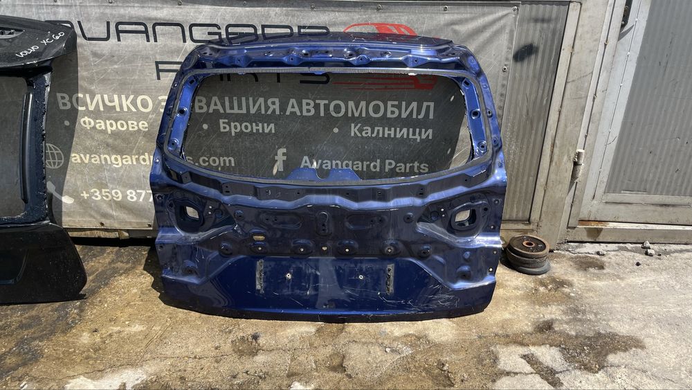 Багажна врата Mazda CX80