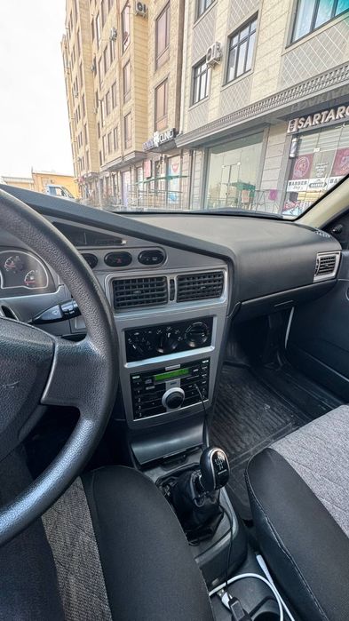 Srochno Nexia 2 1.6 sotiladi