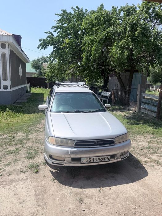 Субару Легаси 1997 год