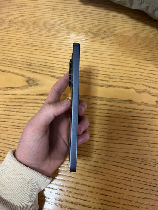 Poco x6 5g  8-256 гб