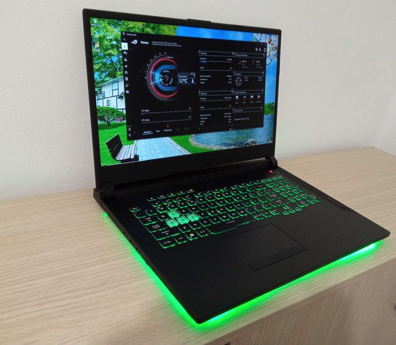 Laptop ASUS ROG INTEL I7 GAMING EXTREM Ecran 15.6 inch Rata Refresh 144Hz placa video dedicata NVIDIA TI TITANIUM SSD pci 2 placi video ASUS ROG STRIX
