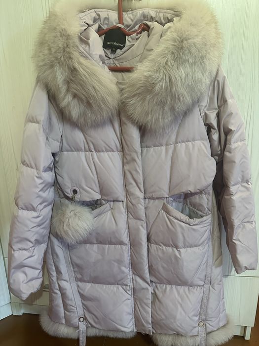 Продам зимнюю куртку для девочки