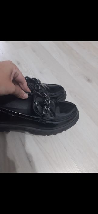 Pantofi fetite nr 35 cadou cei albi