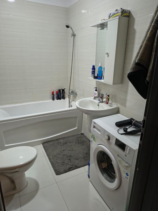 Garaoniera militari residence .