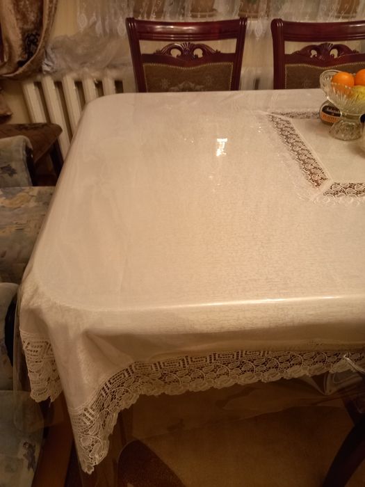 Продам 3х метровую стол собирается на пол метра