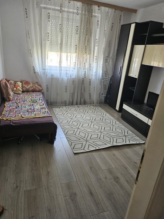 Chirie apartament 3 camere