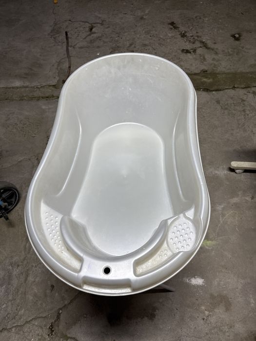 Манеж и вана в месте 25 000 тг