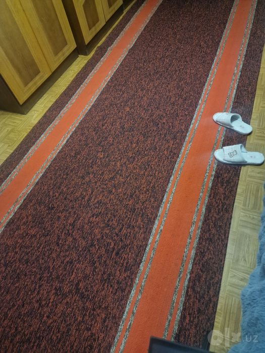 Продам ковёр дорожка 1,5х5м