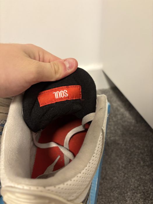 Jordan 3 UNC marimea 40