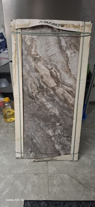 Продам керамическую плитку СРОЧНО!!!