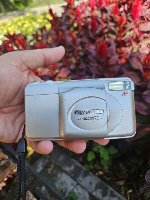 Olympus плёночный фотоаппарат