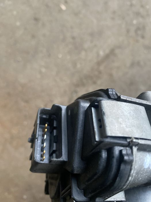 Дроселова клапа за ситроен пежо 1.4 16v 88кс