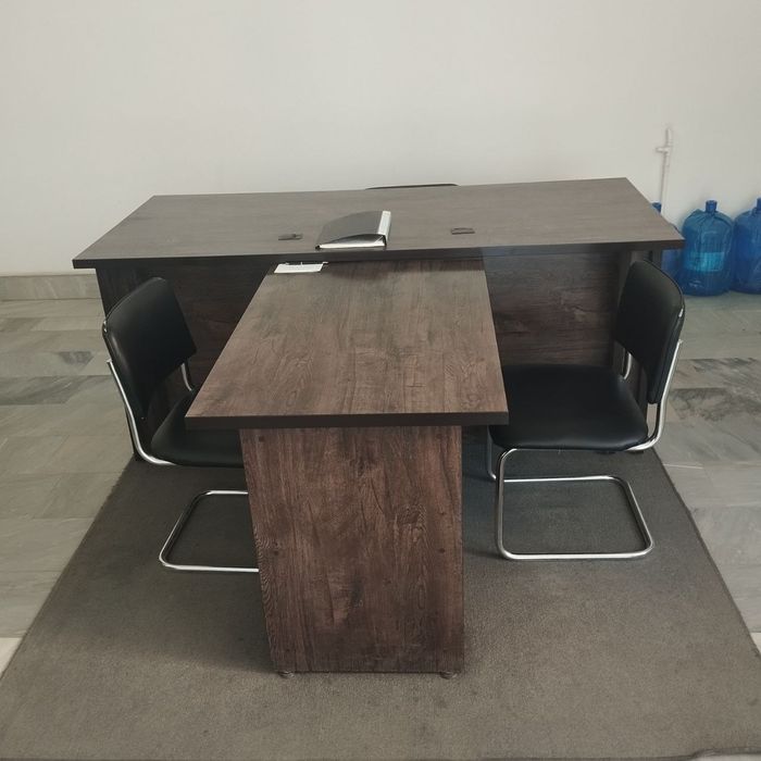 Ofis medallari sotiladi.