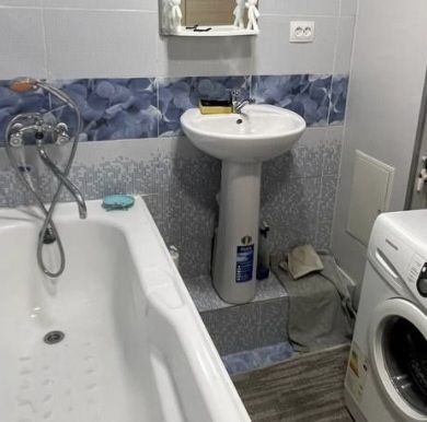 Аренда  Метро БИЙ , Горького