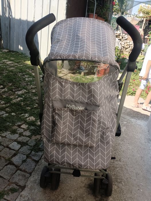 Лятна количка ...