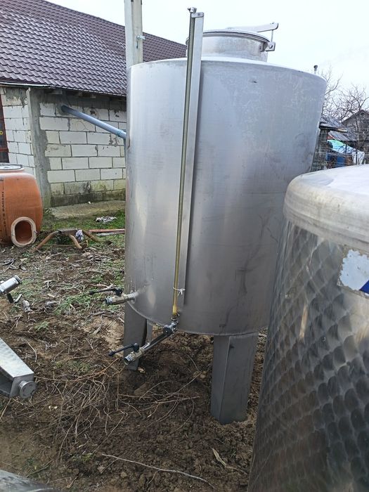 Butoi inox pentru vin