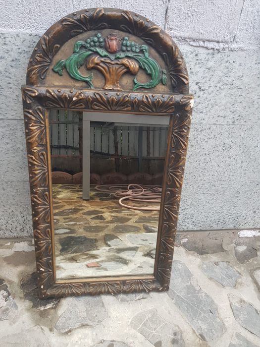 Vand 8 oglinzi cu rama, modele deosebite