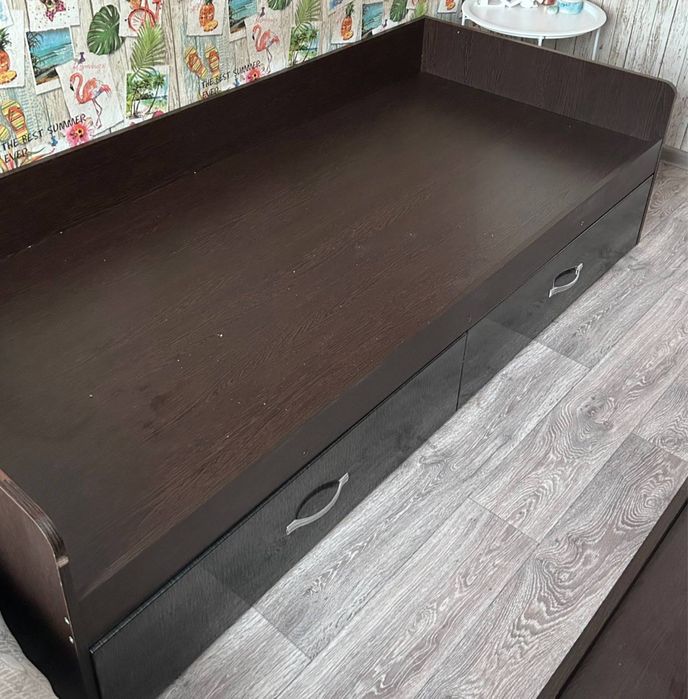 Кровать односпальная