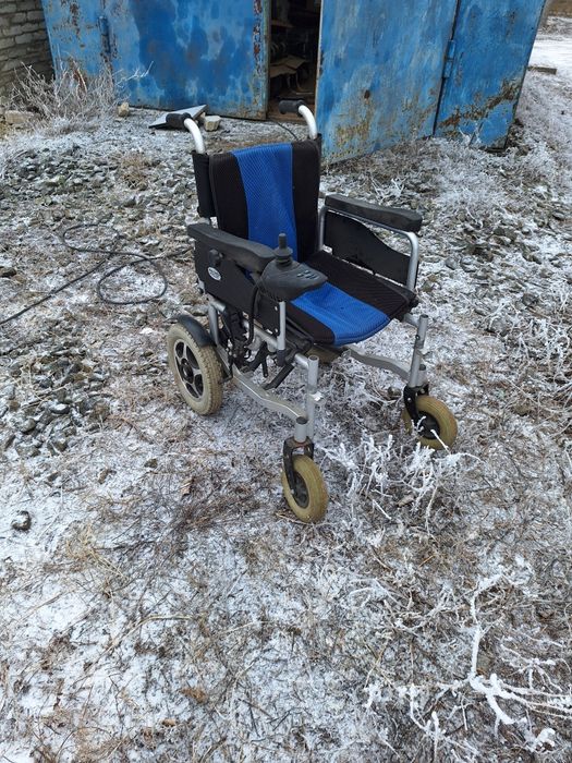 Продам коляски новая и электро