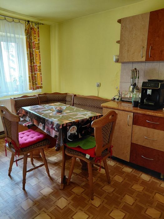 Închiriez în regim hotelier casă în Hamba