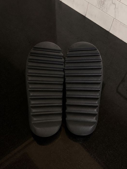 Adidas Yeezy Slides Onyx
