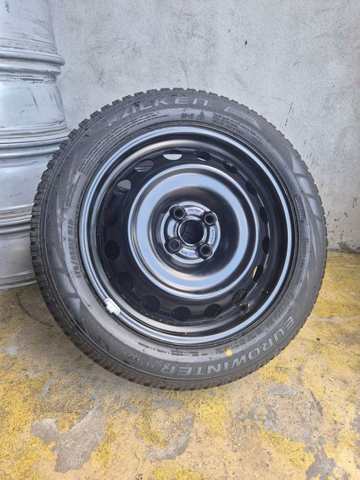 ROTI Jante + Anvelope de IARNA - 4x100 17'' 5J ET 40 - OEM TOYOTA AYGO X - 175/65/17 - Falken CA NOI - DOT 4023 !