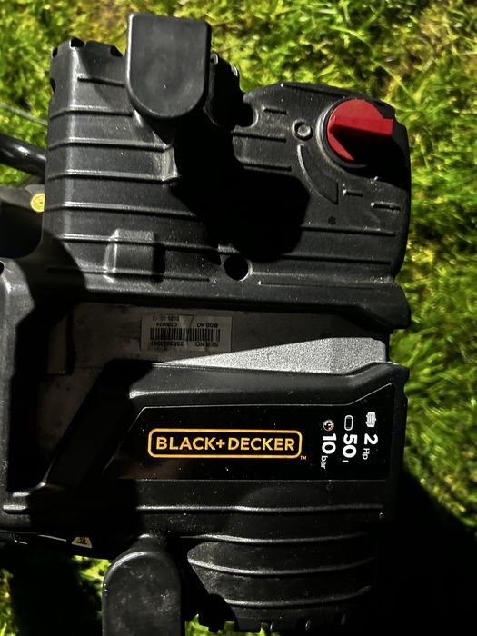 Compresor aer comprimat Black + Decker 227/50V-NK 50L 10 bari, fără ulei