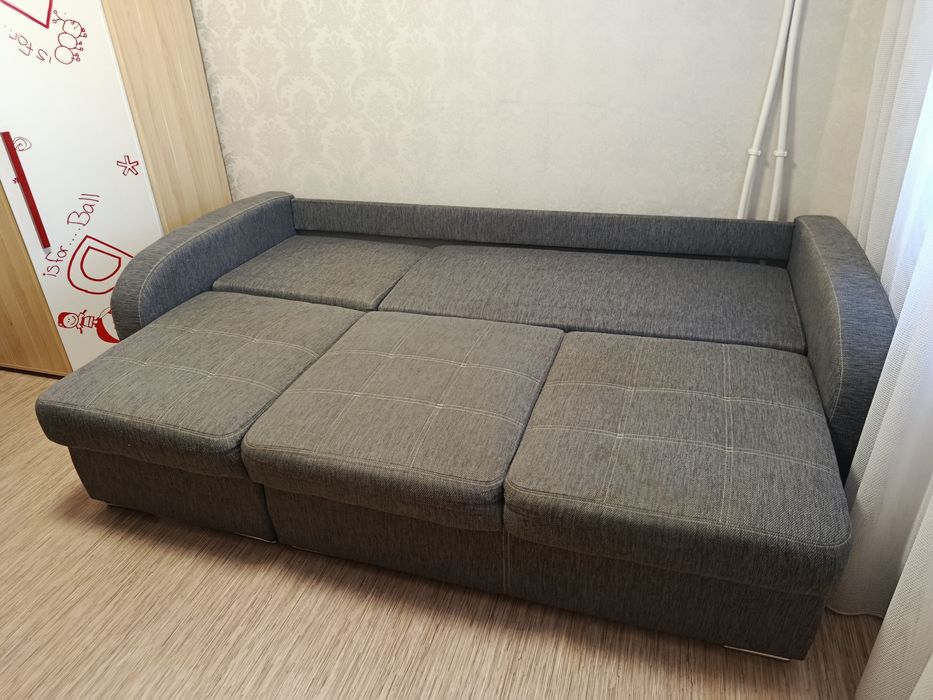 Продам диван, в хорошем состоянии.