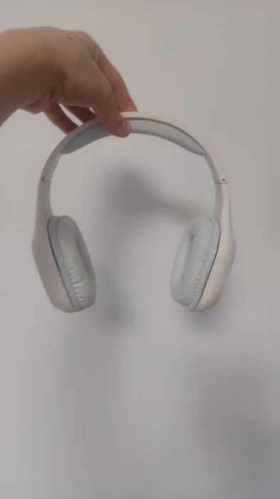 Se vand casti bluetooth