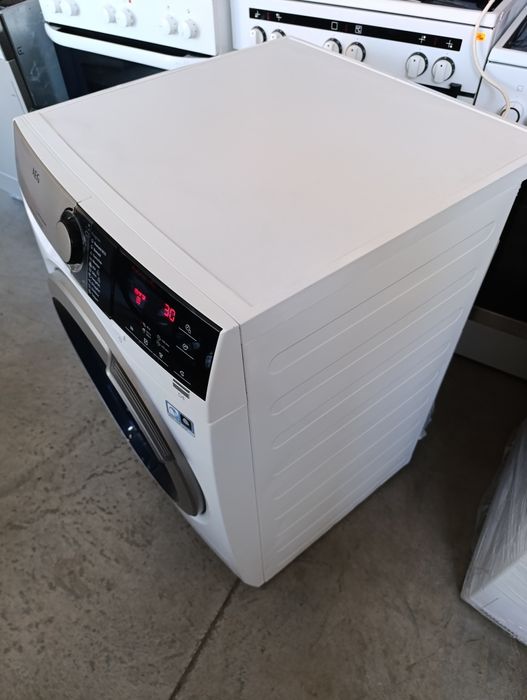 Сушилня AEG 8000 Термопомпа 9кг
