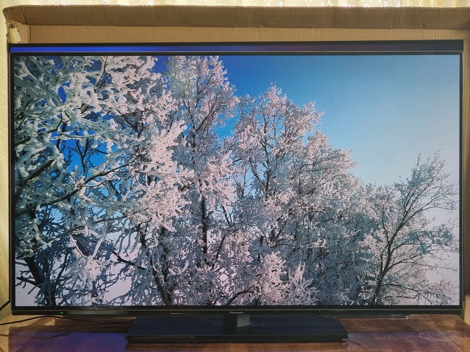 Smart / OLED Телевизор / Panasonic 48" - OLED / 4K / HDR10+ / 120Hz